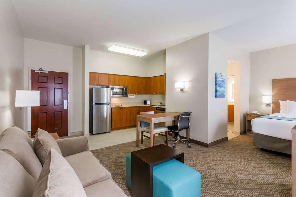 Hawthorn Extended Stay By Wyndham North Naples חדר תמונה