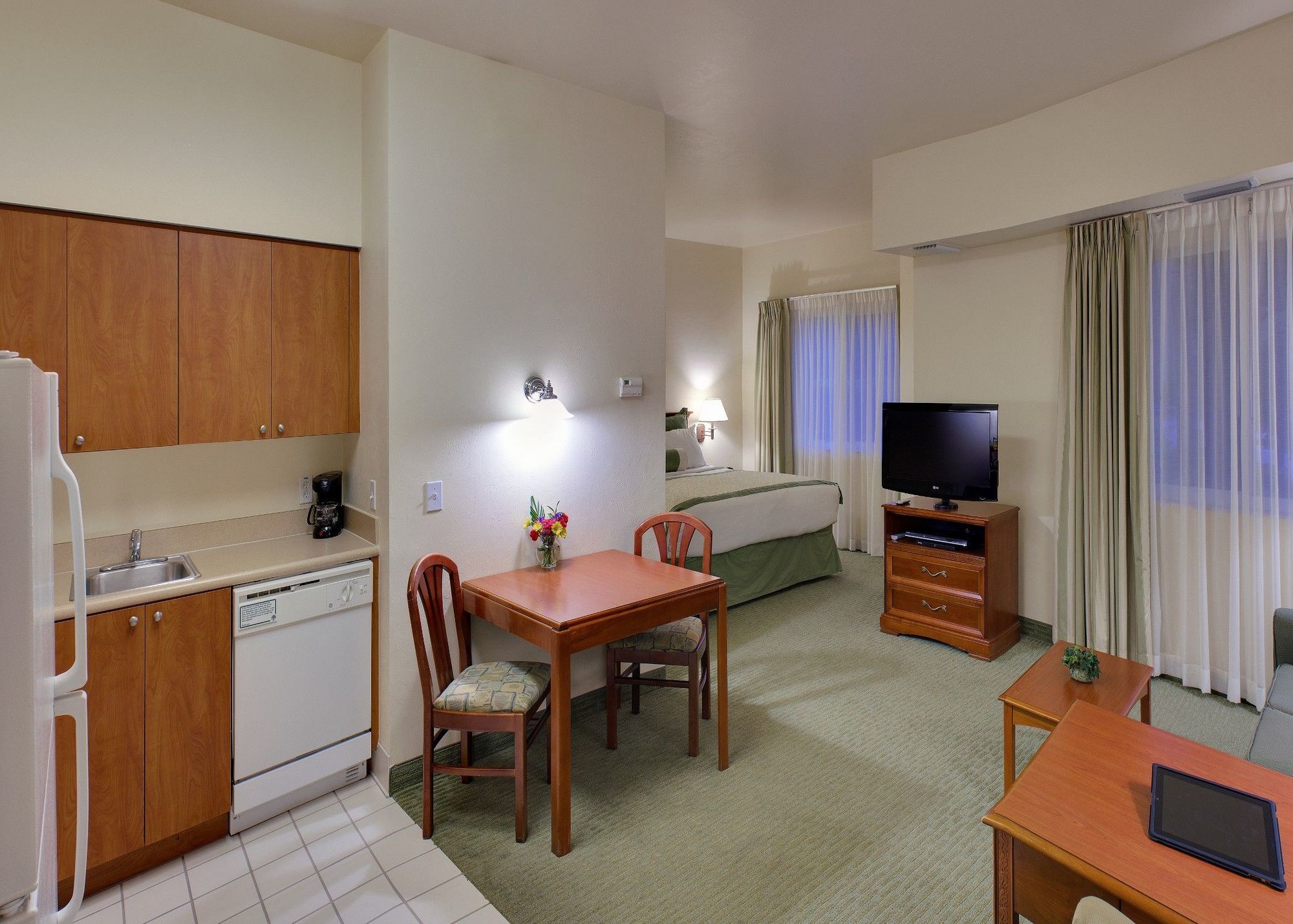 Hawthorn Extended Stay By Wyndham North Naples חדר תמונה